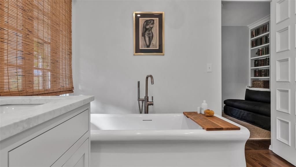 Bathroom, Interior, Wood Texture Flooring