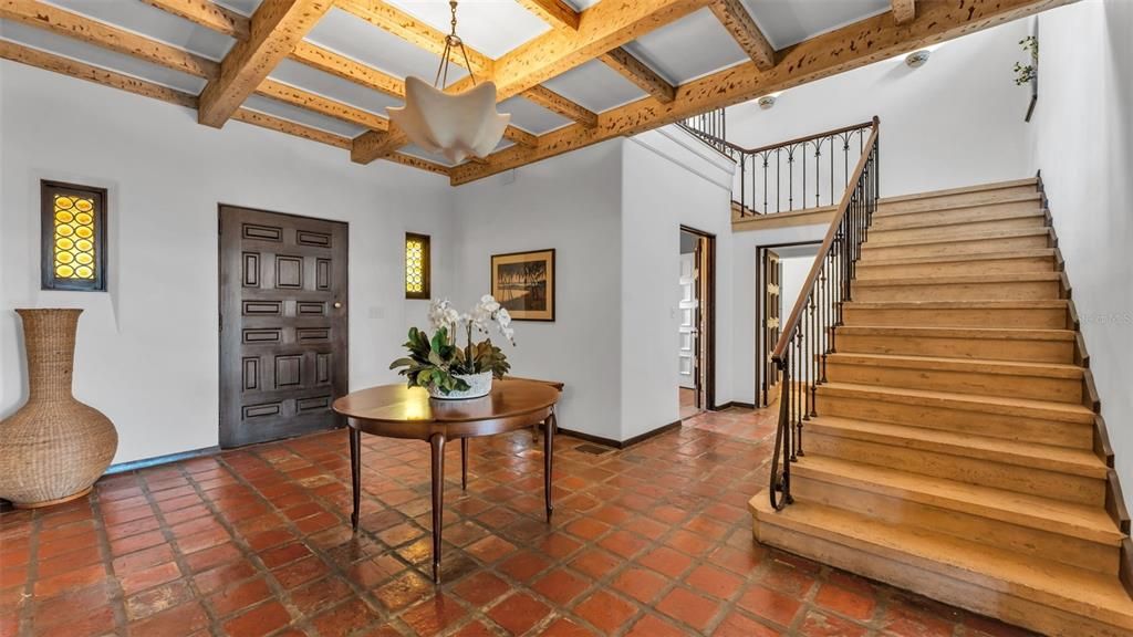 Interior, Pendant Lights, Wooden Beams