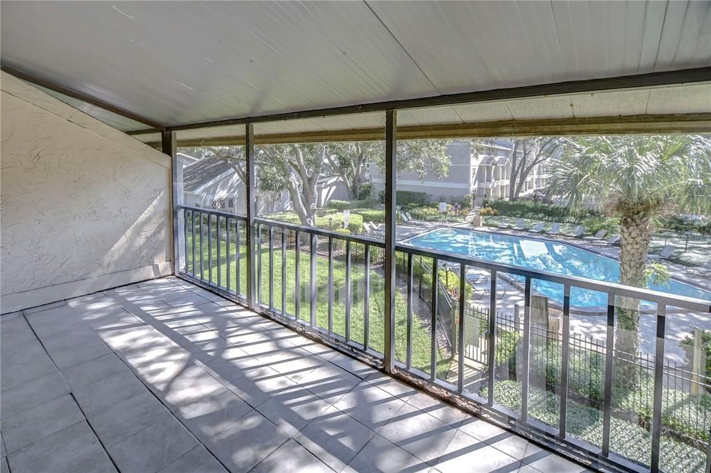 Interior, Sun Room, Water