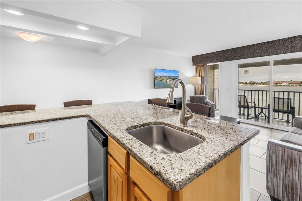 Interior, Kitchen, Recessed Lighting, Water