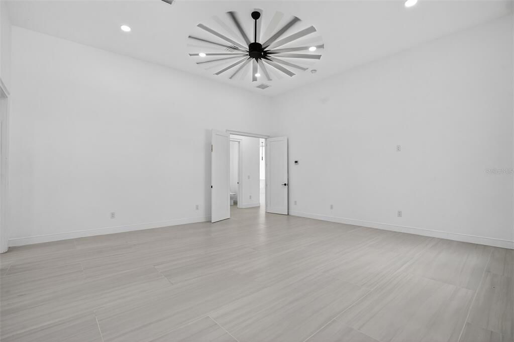 Empty room, Interior, Pendant Lights, Recessed Lighting, Wood Texture Flooring