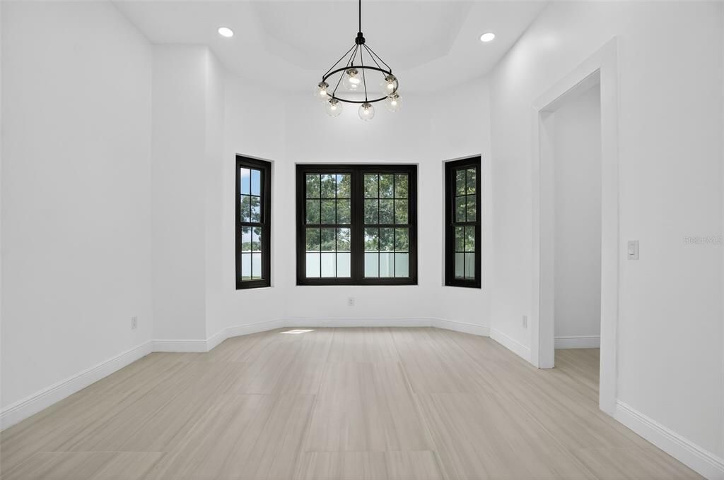 Empty room, Interior, Pendant Lights, Recessed Lighting