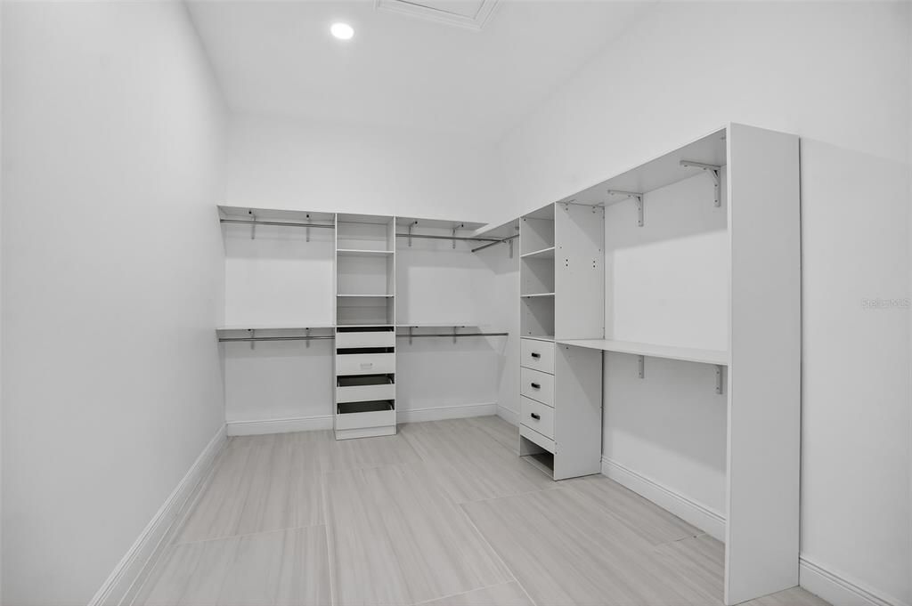Interior, Recessed Lighting, Walk-in Closets