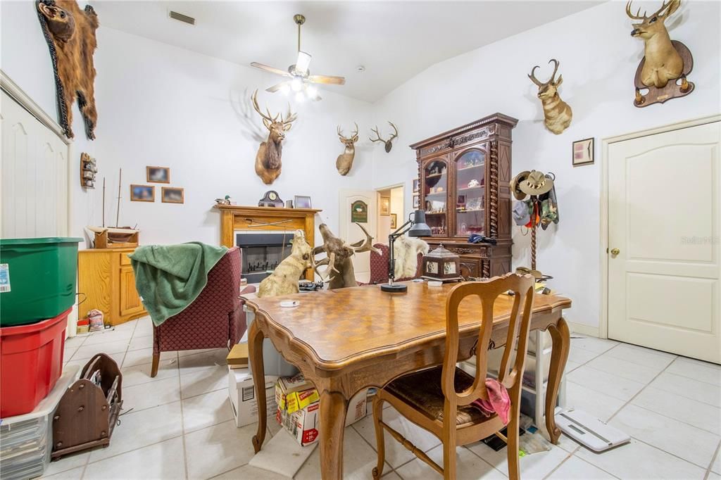 Dining room, Fireplace, Interior