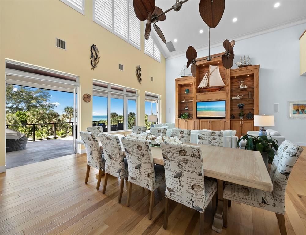 Dining room, Interior, Recessed Lighting, Water, Wood Texture Flooring