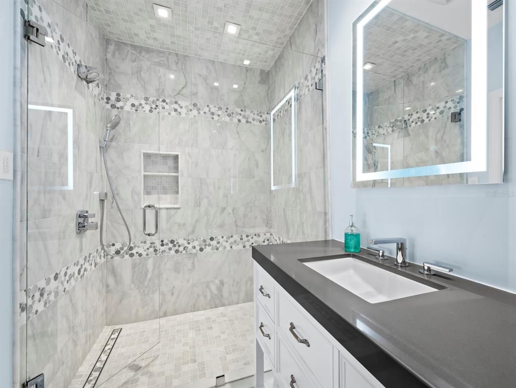 Bathroom, Interior, Marble Walls, Recessed Lighting