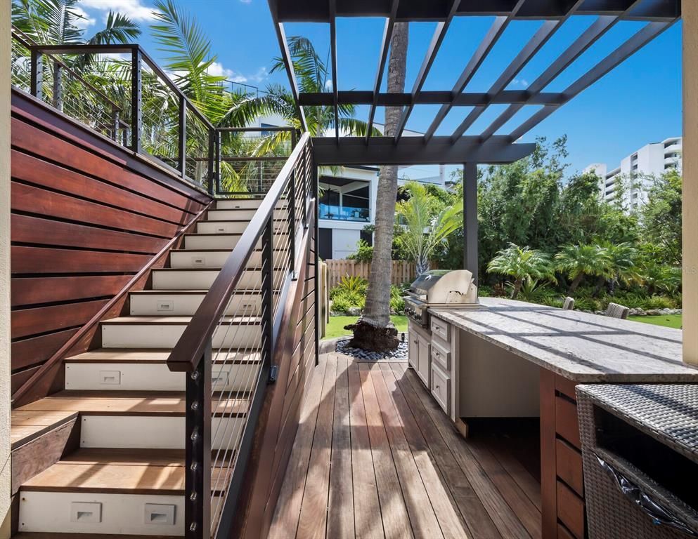 Exterior, Outdoor Kitchen, Wood Texture Flooring