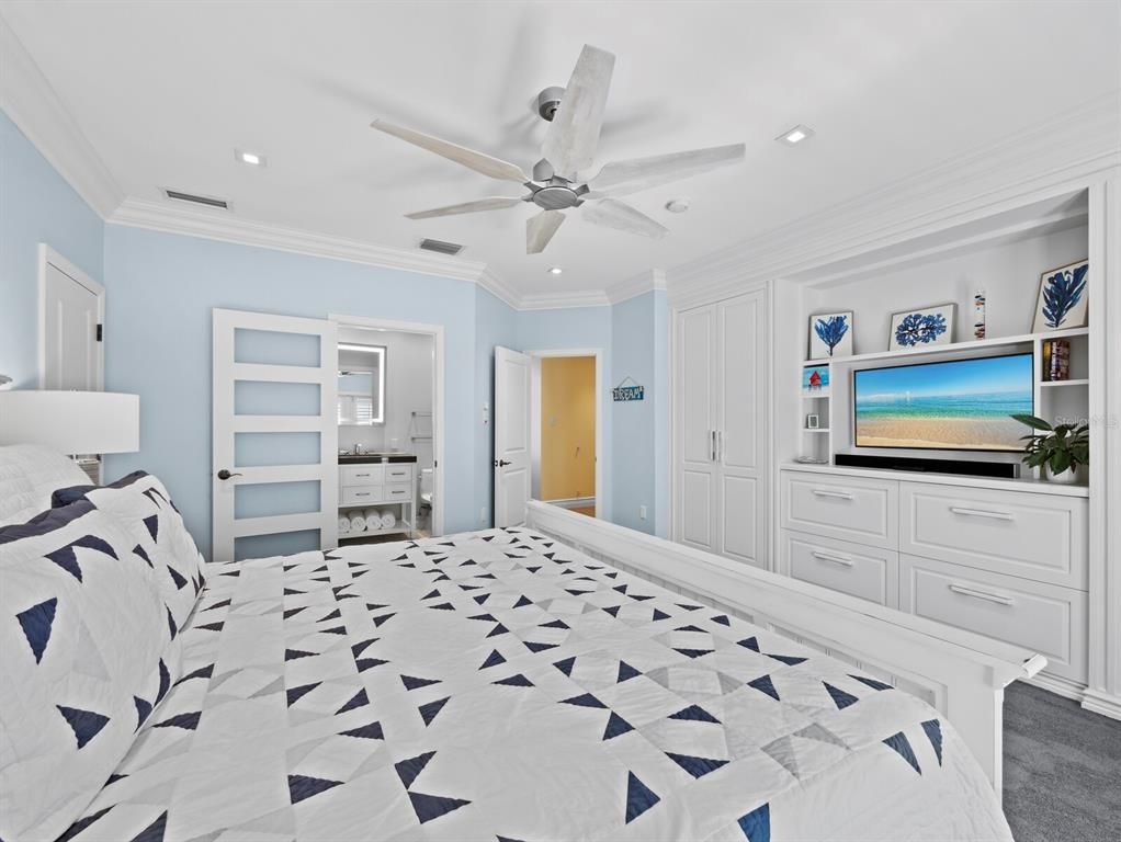 Bedroom, Interior, Recessed Lighting