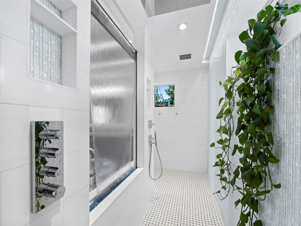 Elevator, Interior, Recessed Lighting