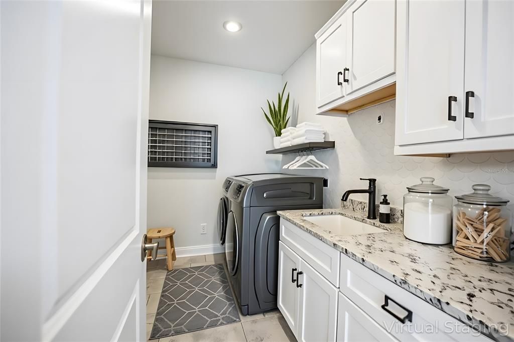 Interior, Recessed Lighting, Washer