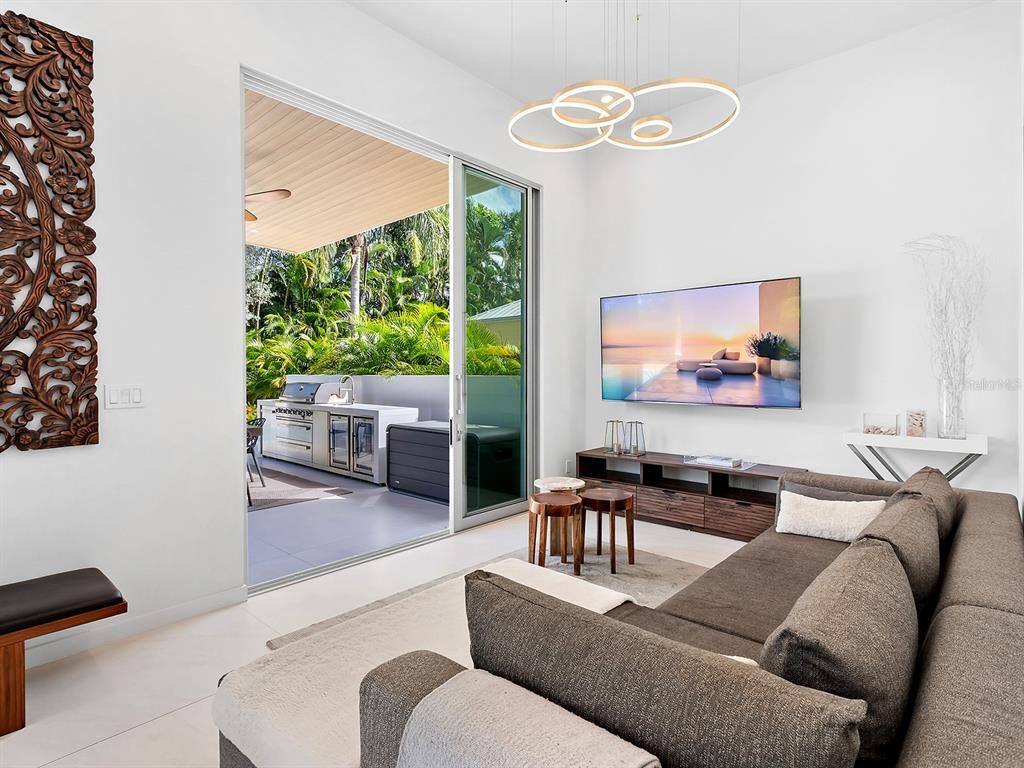 Interior, Living room, Pendant Lights