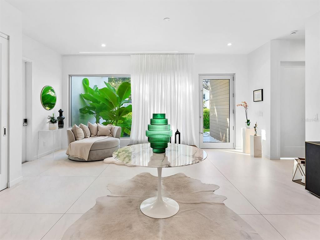 Interior, Recessed Lighting