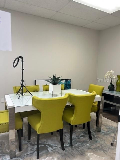 Dining room, Interior, Marble
