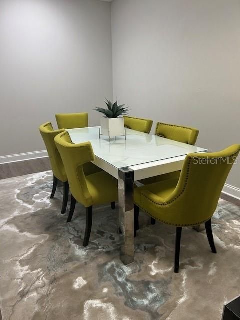 Dining room, Interior