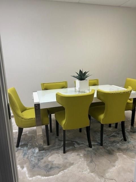 Dining room, Interior