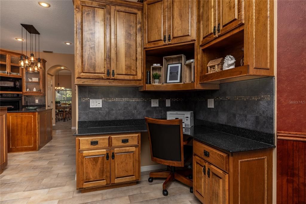 Home Office, Interior, Kitchen, Pendant Lights, Recessed Lighting, Wood Texture Flooring