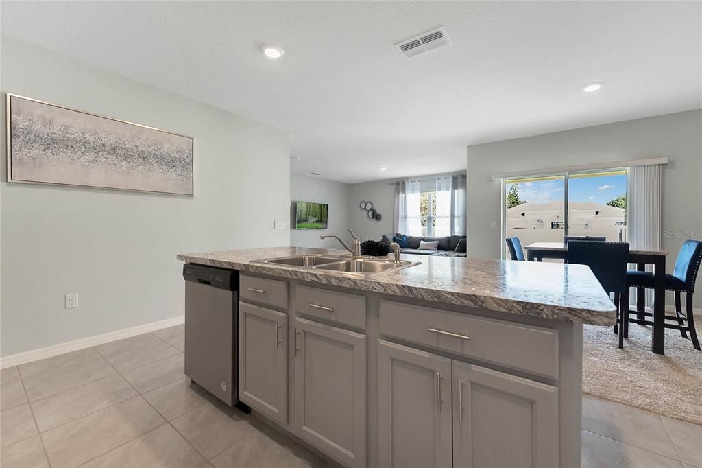 Dining room, Interior, Kitchen, Recessed Lighting