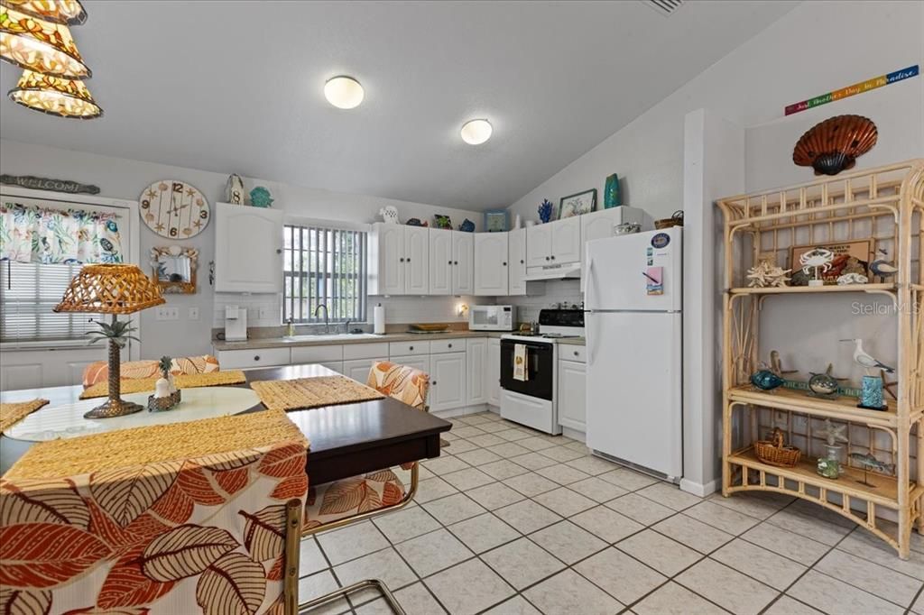 Dining room, Interior, Kitchen