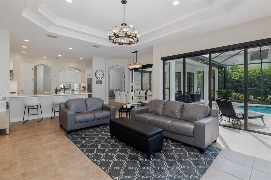 Chandelier, Interior, Kitchen, Living room, Pendant Lights, Recessed Lighting