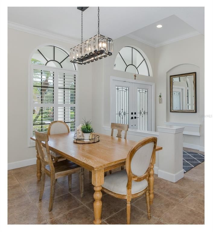 Chandelier, Dining room, Interior, Pendant Lights, Recessed Lighting