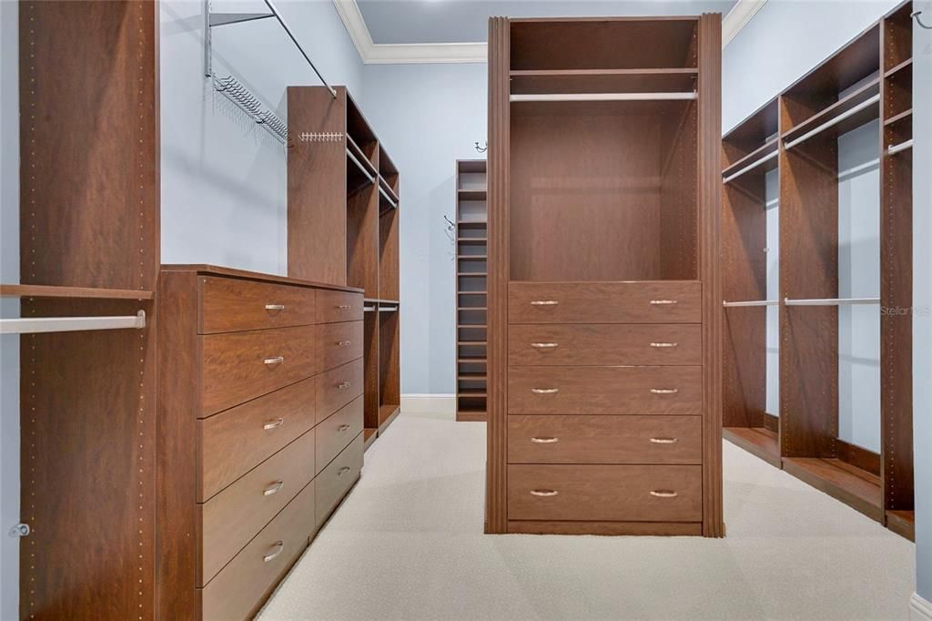 Interior, Walk-in Closets