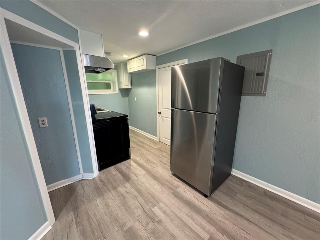 Interior, Kitchen, Recessed Lighting, Wood Texture Flooring