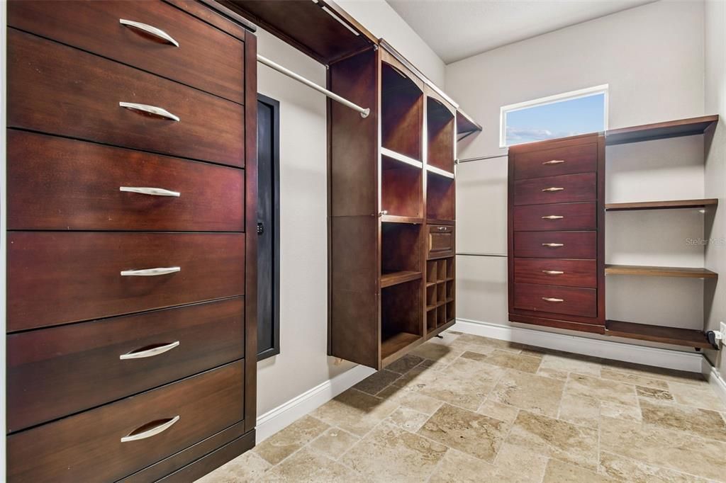 Interior, Walk-in Closets