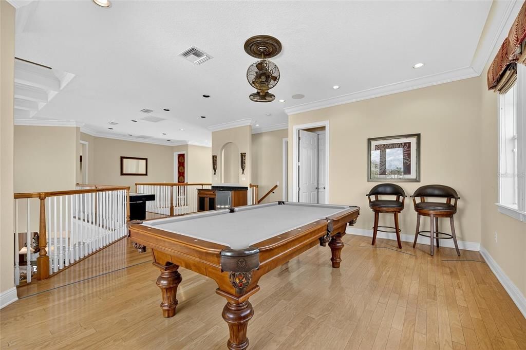 Billiard Table, Game Room, Interior, Recessed Lighting, Wood Texture Flooring