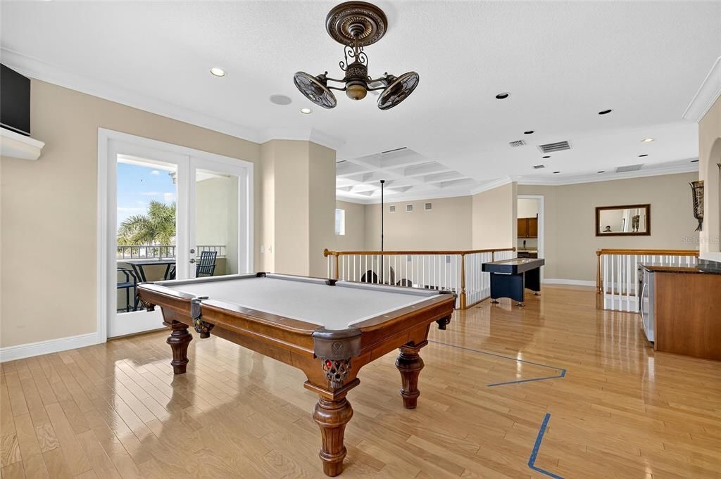 Billiard Table, Game Room, Interior, Recessed Lighting, Wood Texture Flooring