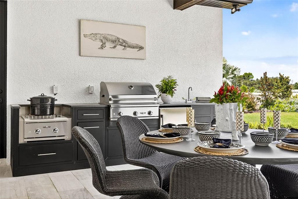 Exterior, Outdoor Kitchen