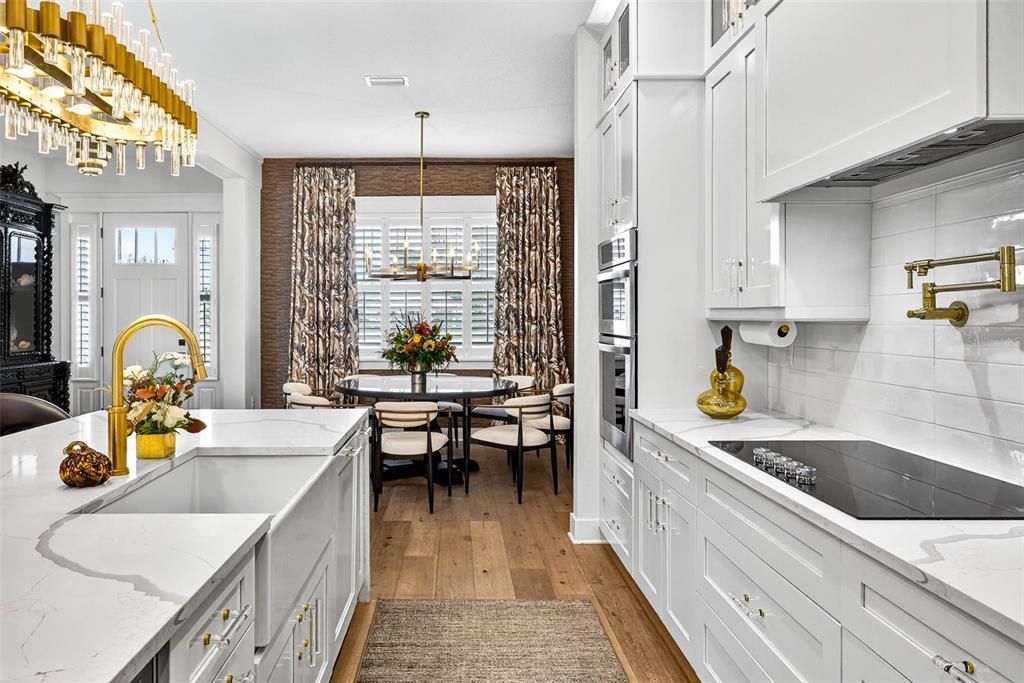 Chandelier, Dining room, Interior, Kitchen, Pendant Lights, Wood Texture Flooring