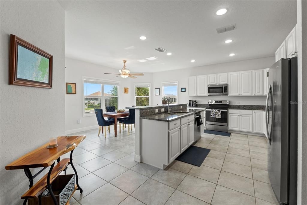 Dining room, Interior, Kitchen, Recessed Lighting, Stainless Steel Appliances