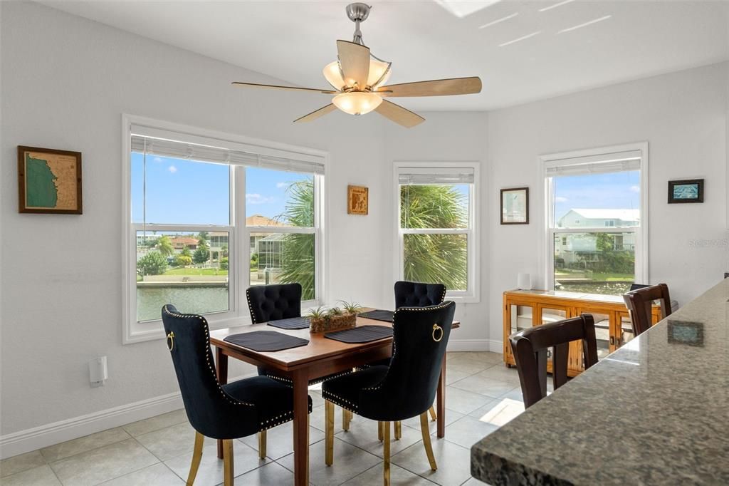Dining room, Interior
