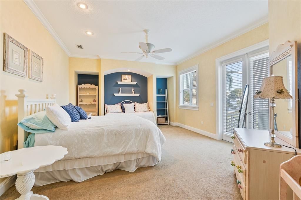 Bedroom, Interior, Recessed Lighting