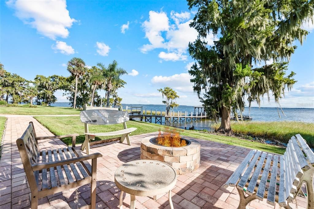 Exterior, Playground, Water