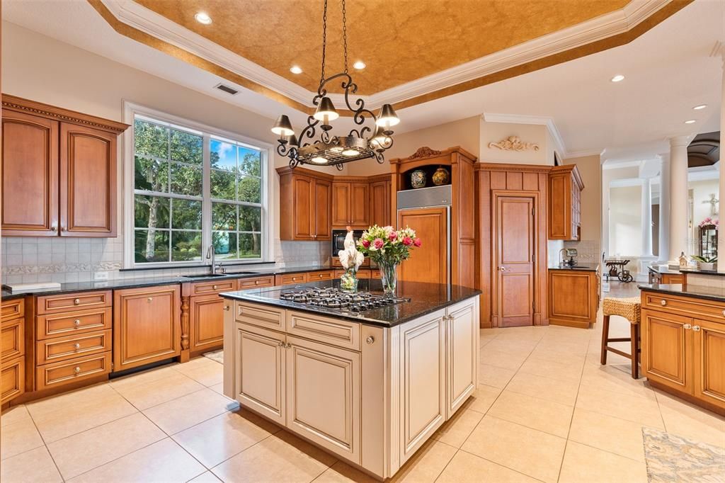 Chandelier, Interior, Kitchen, Recessed Lighting