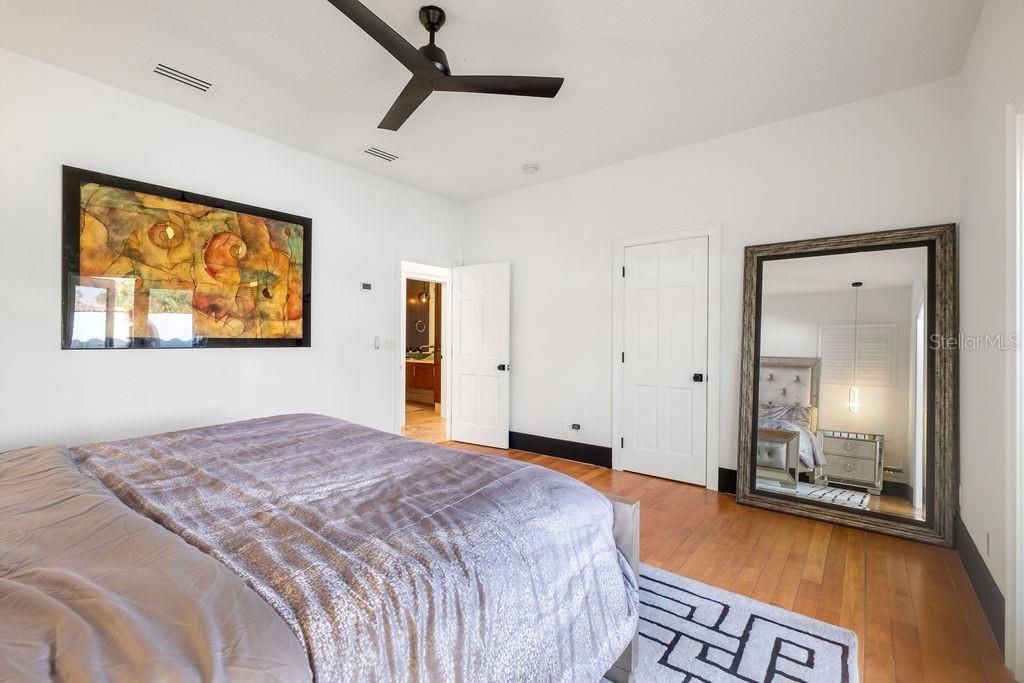 Bedroom, Interior, Pendant Lights, Wood Texture Flooring