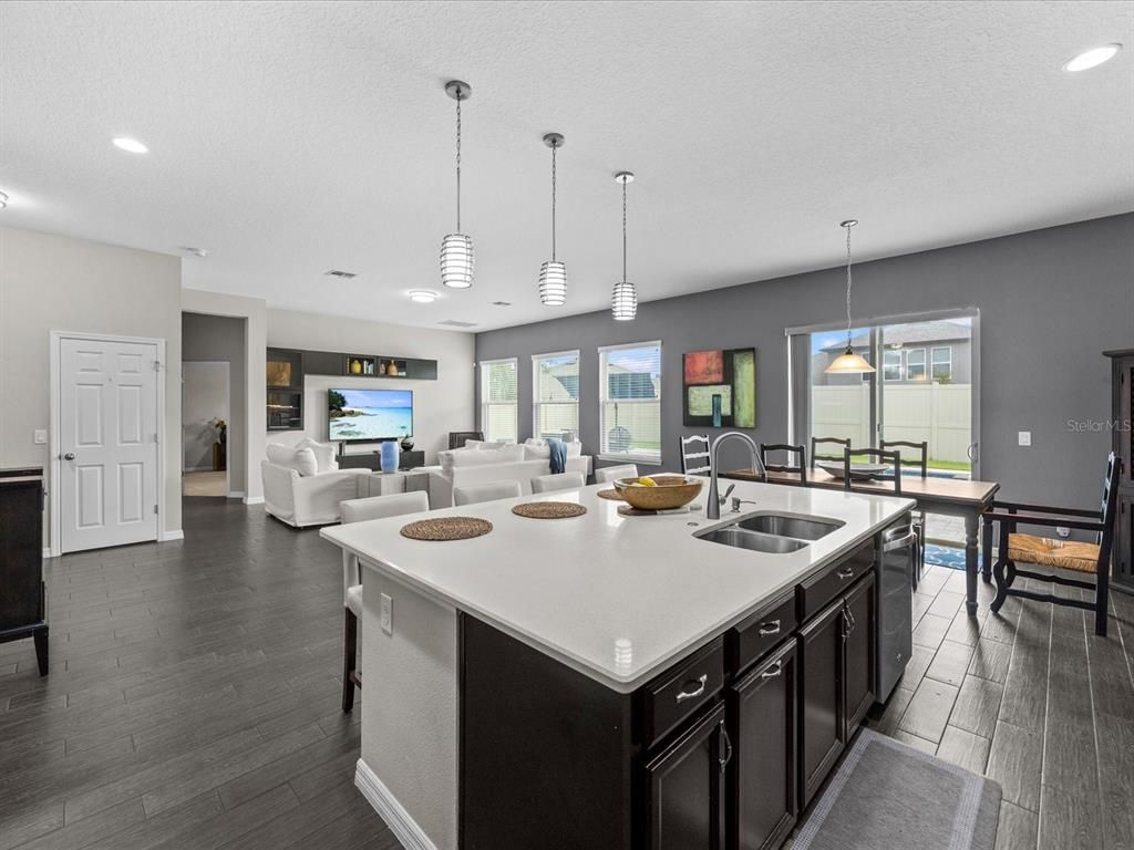 Dining room, Interior, Kitchen, Living room, Pendant Lights, Recessed Lighting, Wood Texture Flooring