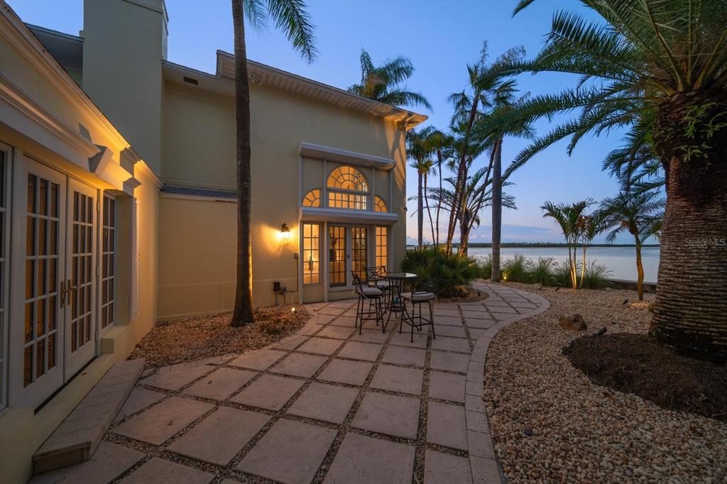 Backyard, Exterior, Water