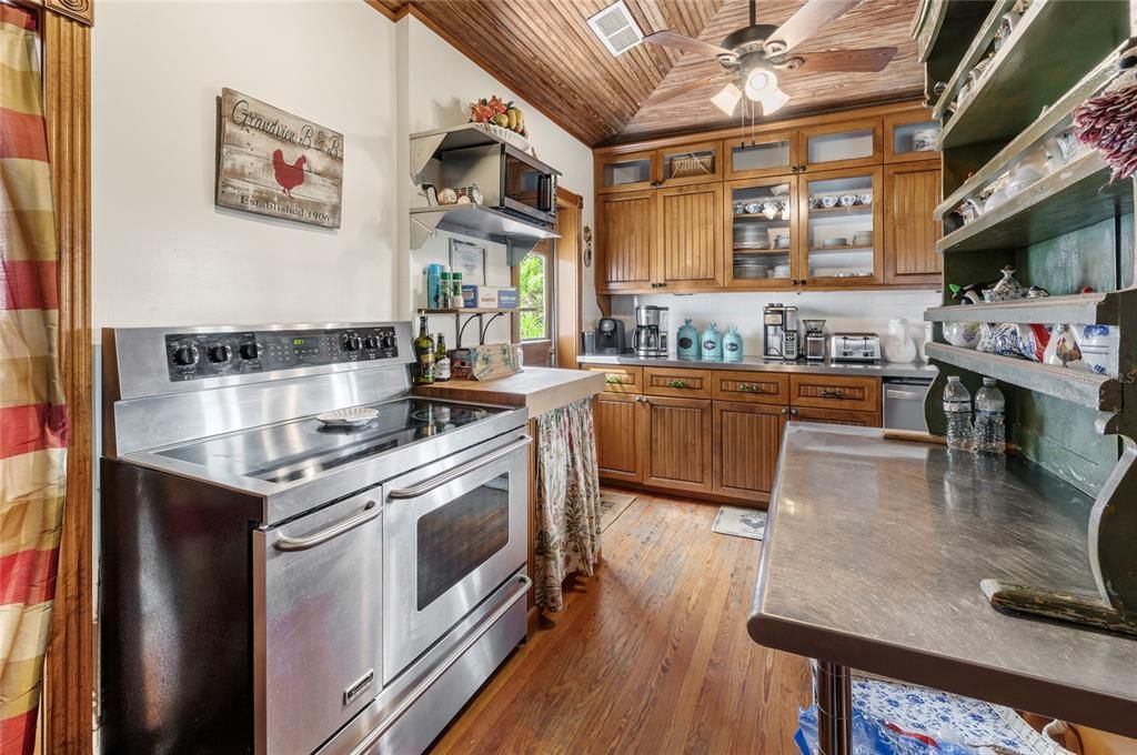 Interior, Kitchen, Stainless Steel Appliances, Wooden Ceilings, Wood Texture Flooring