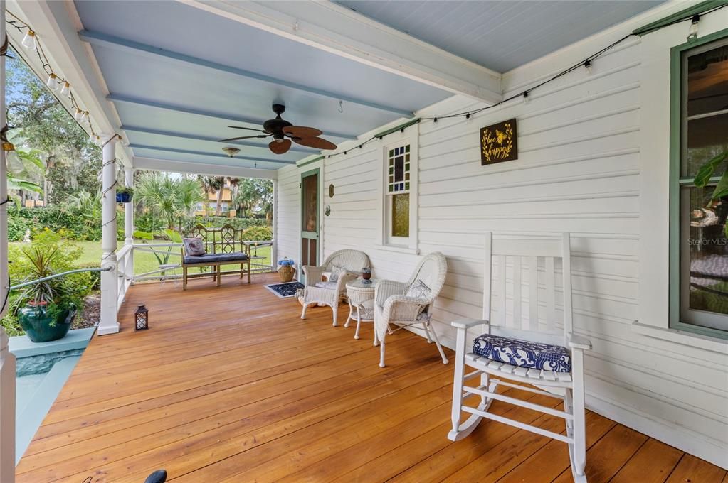 Interior, Sun Room, Wood Texture Flooring