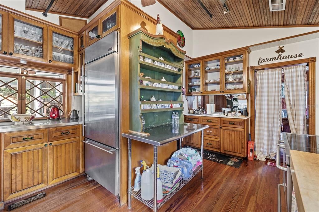 Interior, Kitchen, Stainless Steel Appliances, Wooden Ceilings, Wood Texture Flooring