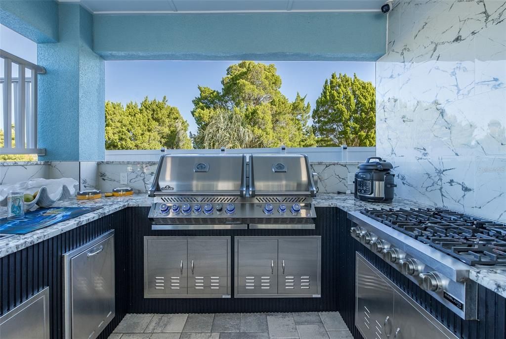 Exterior, Interior, Kitchen, Marble Walls, Stainless Steel Appliances