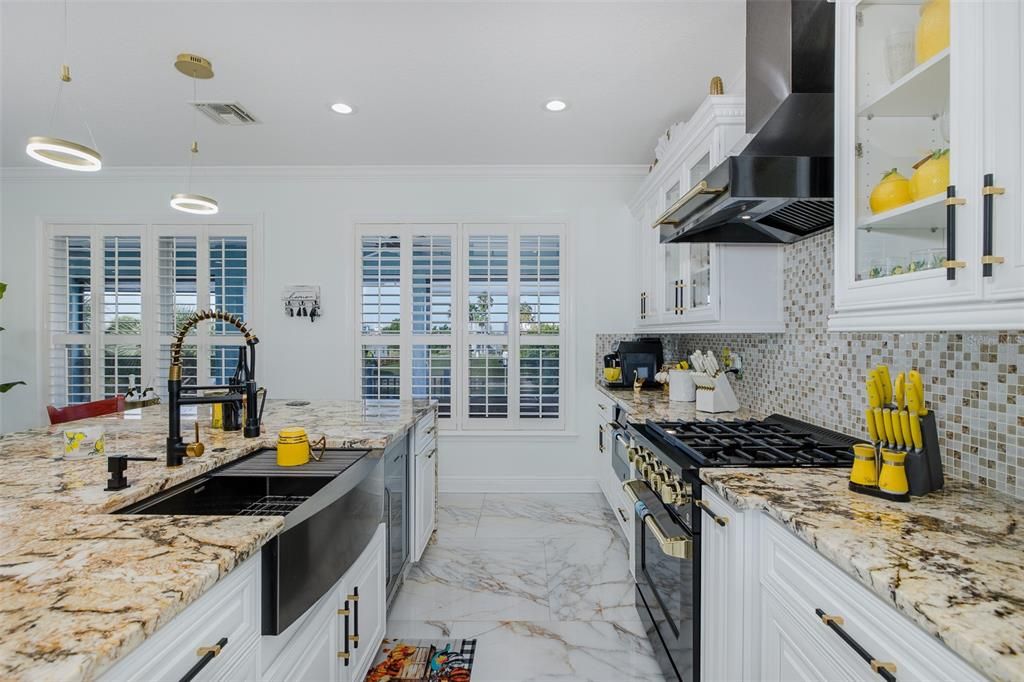 Interior, Kitchen, Marble, Pendant Lights, Recessed Lighting