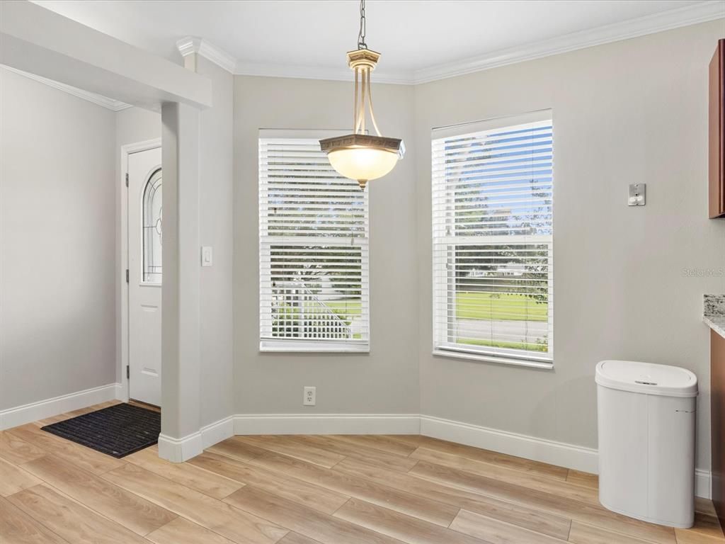 Interior, Pendant Lights, Wood Texture Flooring