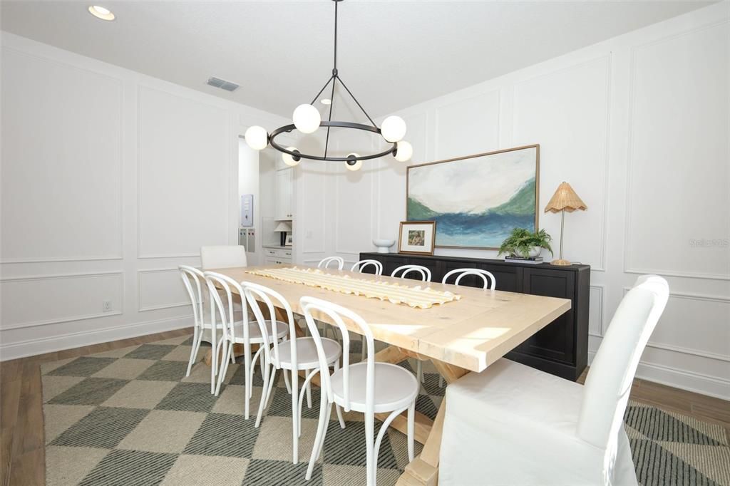 Chandelier, Dining room, Interior, Pendant Lights, Recessed Lighting, Wood Texture Flooring