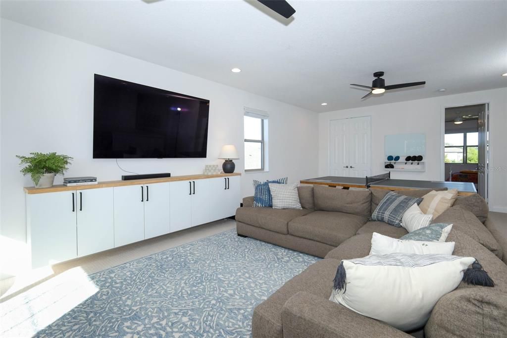 Interior, Living room, Recessed Lighting