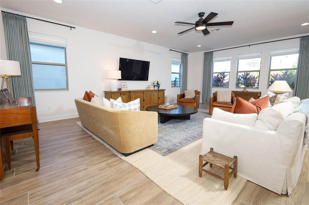 Interior, Living room, Piano, Recessed Lighting, Wood Texture Flooring