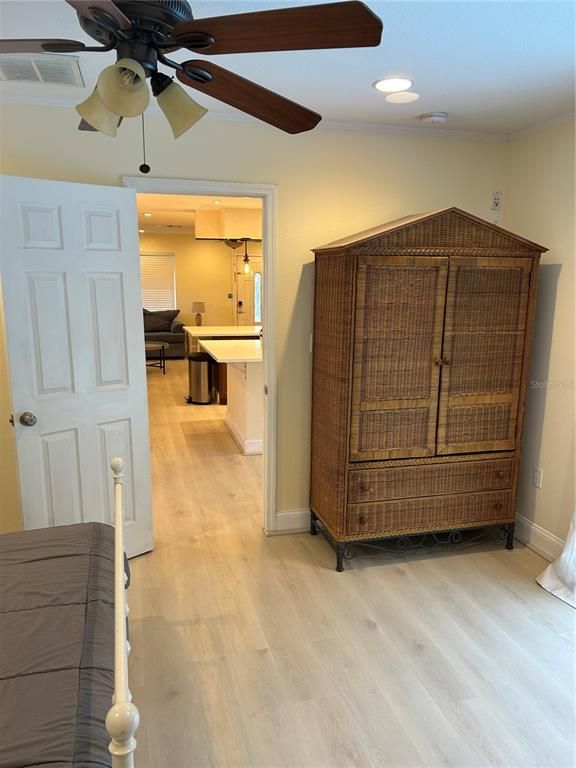 Bathroom, Interior, Recessed Lighting, Wood Texture Flooring