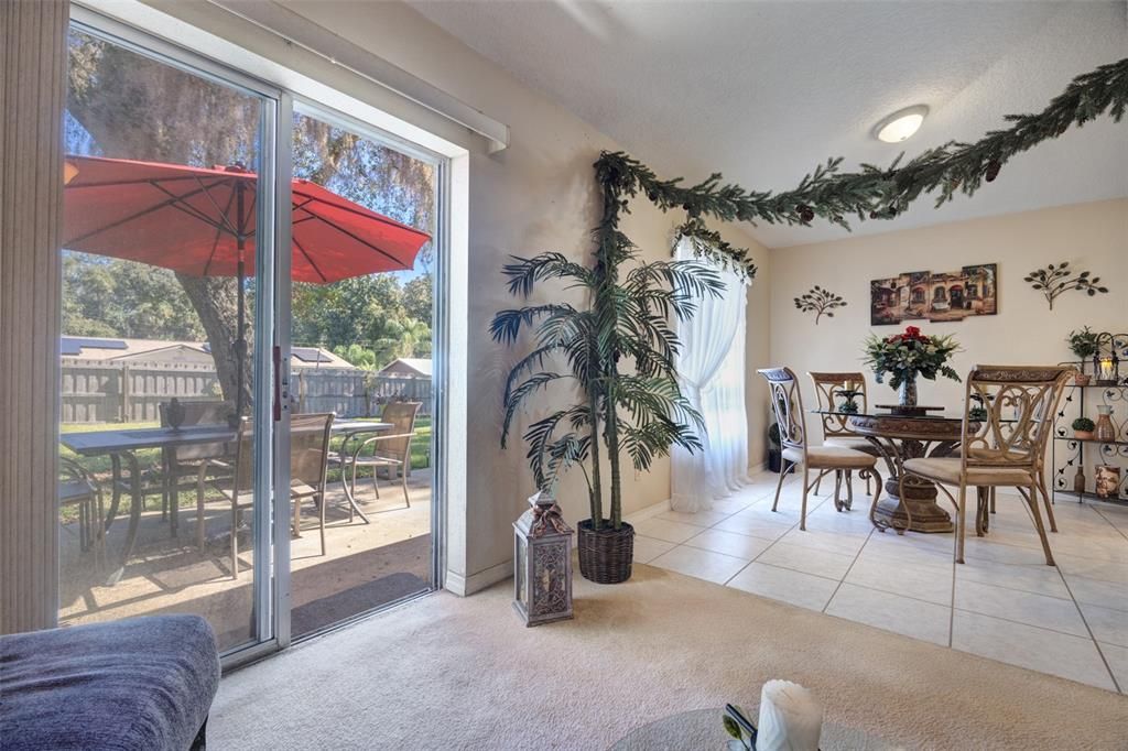 Dining room, Interior